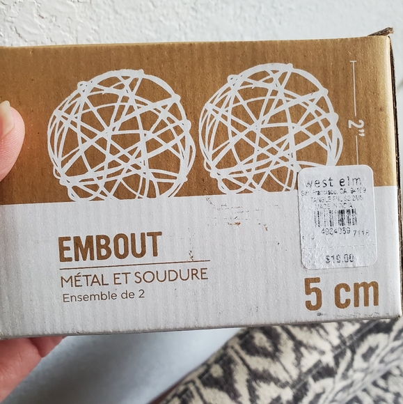 West Elm curtain rod finials x4 - Picture 2 of 5